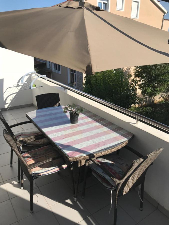 Beachfront Apartment Sun โวดีเซ ภายนอก รูปภาพ