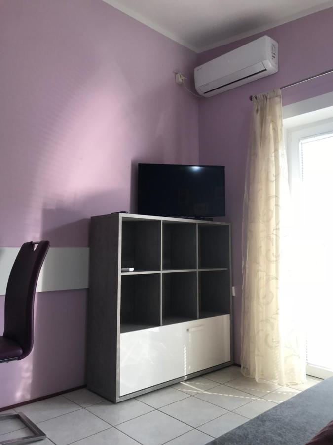 Beachfront Apartment Sun โวดีเซ ภายนอก รูปภาพ
